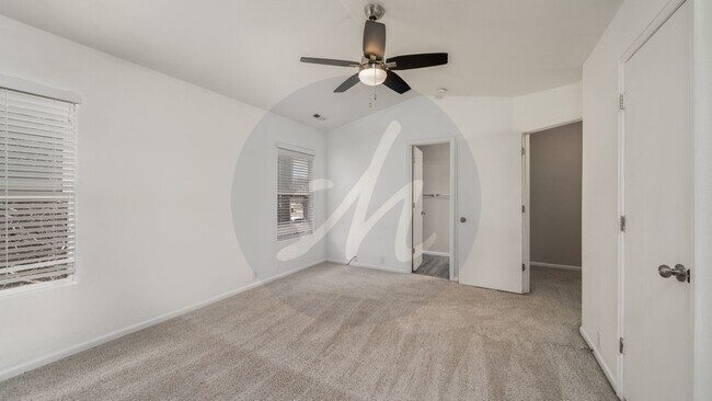 Building Photo - Townhome in The Bluffs at Spring Creek