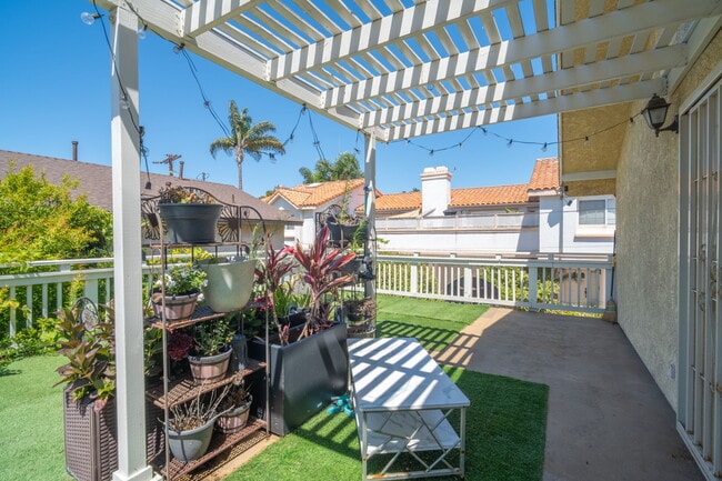 MBR Deck - 2703 Gates Ave