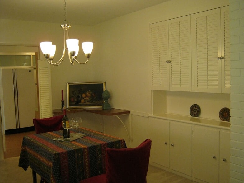 Building Photo - 3130 Juniper Ln