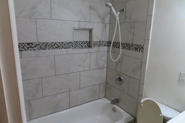 Building Photo - 4500 Keeler Dr