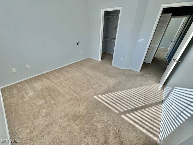 Building Photo - 8707 Roping Rodeo Ave