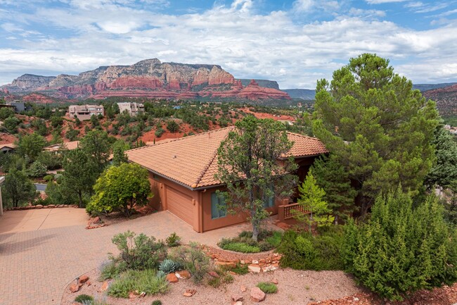 Building Photo - HOUSE - LES SPRINGS - PANORAMIC RED ROCK V...