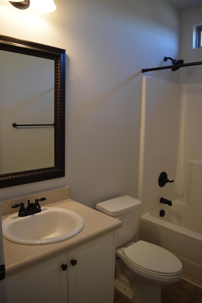 Building Photo - 119 Oliver Hardy Ct