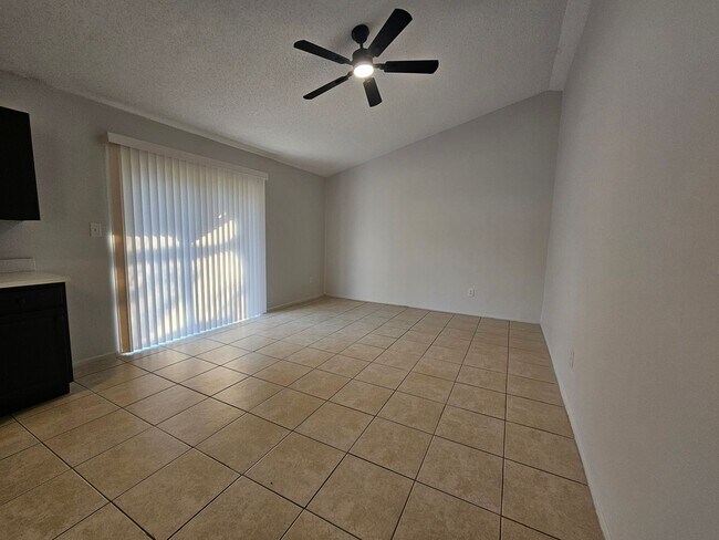 Building Photo - Completely Renovated! - Inviting 3-bedroom, 2-bath home located in the well-established Lake Spar...