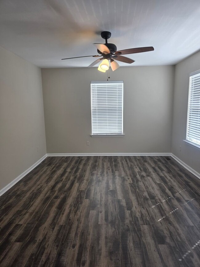 Building Photo - Blairville Court