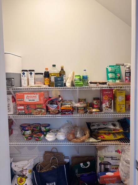 Building Photo - 1142 Button Buck Ln