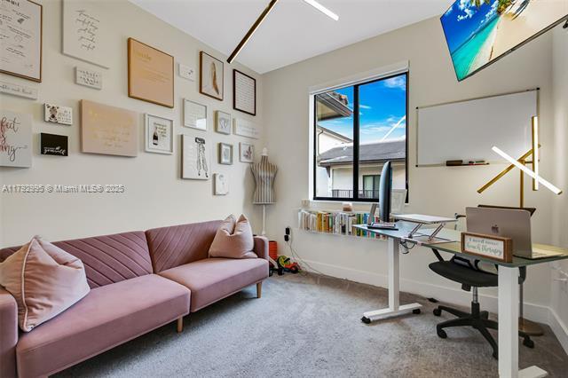Building Photo - 4707 NW 83rd Ct