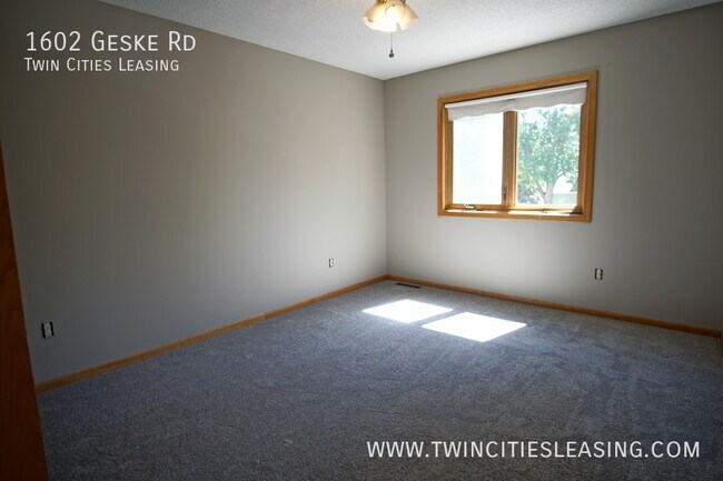 Building Photo - 1602 Geske Rd