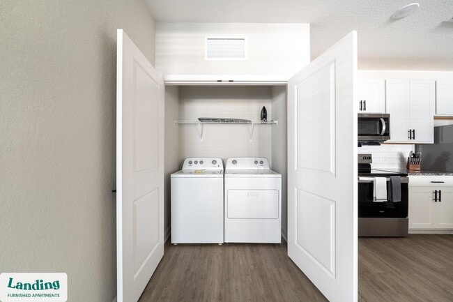 Building Photo - 84 San Filippo Dr SE