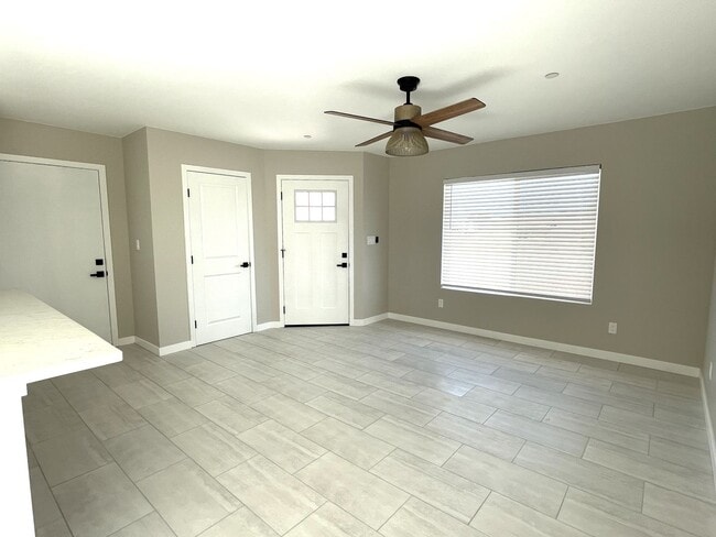 Building Photo - 21031 91st St