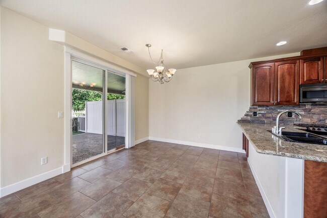 Building Photo - 1512-1514 Hartell Street - 1514 Hartell