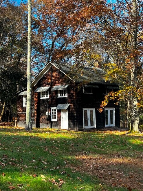 Building Photo - 121 Hilltop Cir