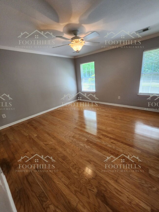 Building Photo - Beautiful 3-Bedroom Brick Home with Sunroo...