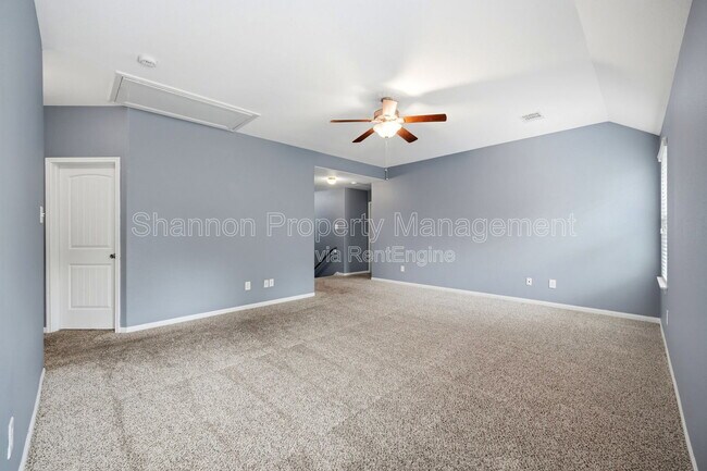 Building Photo - 10322 Urban Oak Trl