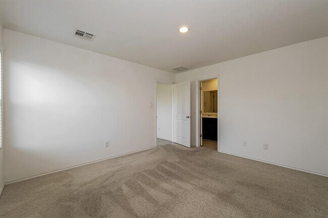 Building Photo - 10804 SW 23rd Pl