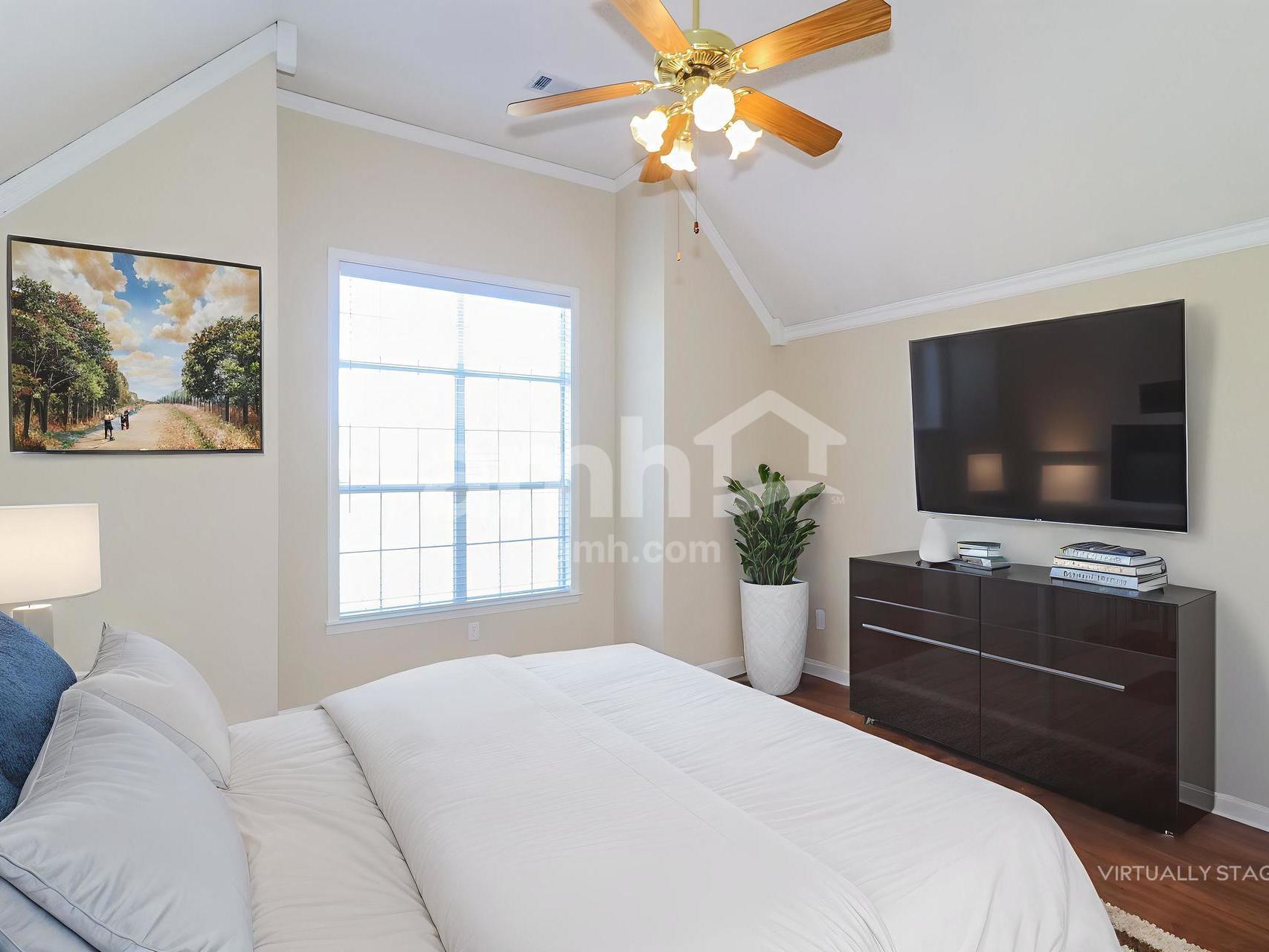 Building Photo - 9997 Woodland Grove Dr
