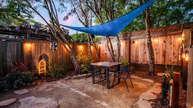 Building Photo - 5270 Arnica Way