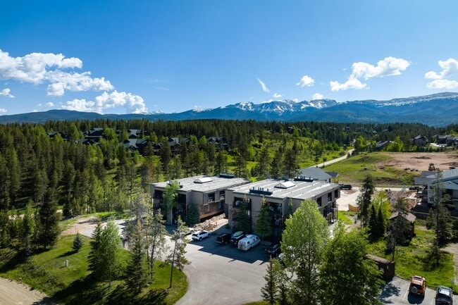 Building Photo - 88 Jabberwocky