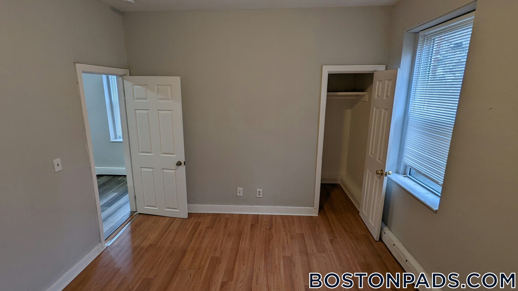 Building Photo - 98 Woodledge St