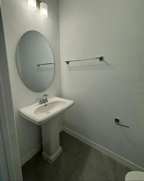 Building Photo - 15074 Windflower Aly