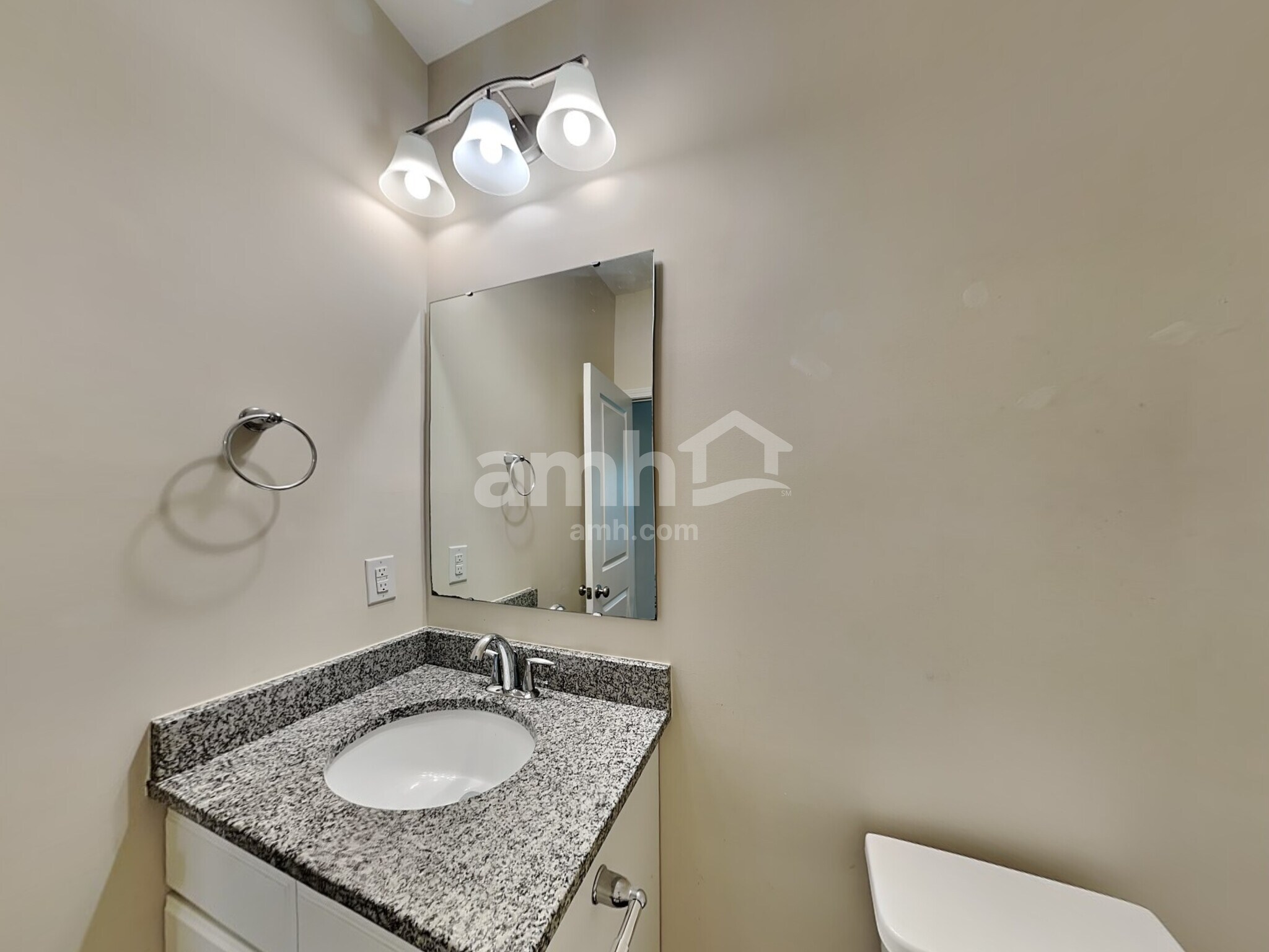 Building Photo - 1022 Monitor Ct