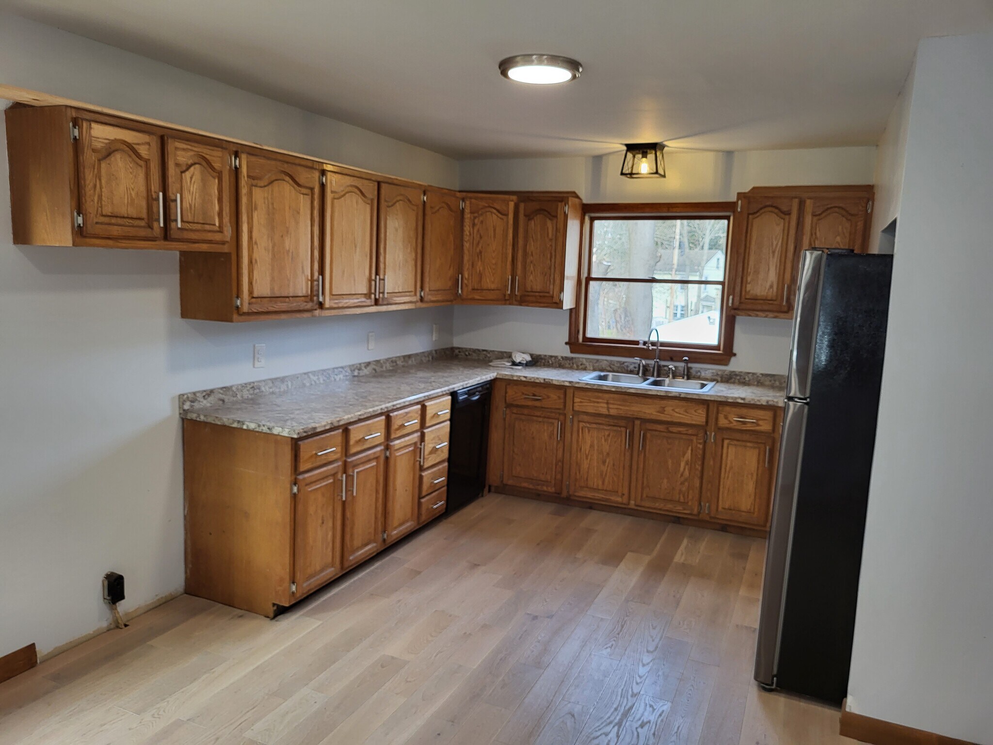 Building Photo - 48 Reynolds Street Ext