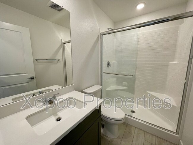 Building Photo - 41425 Penn Dr