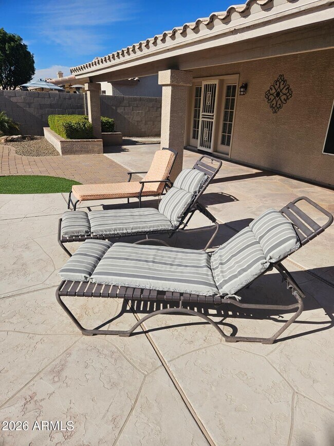 Building Photo - 6919 W Via Montoya Dr