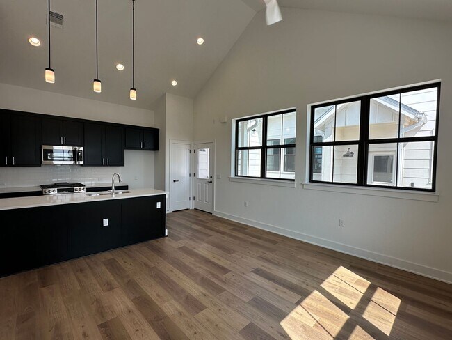 Building Photo - Utilities are Included! Newer Built, One Bedroom Unit for Rent in Muller District, Central Austin!