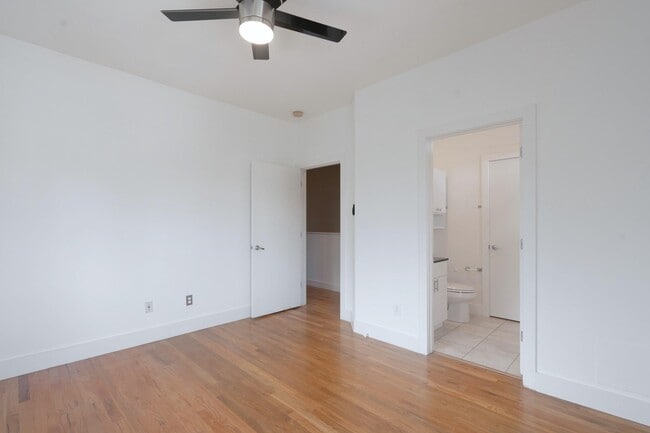 Building Photo - 4302 Spencer St