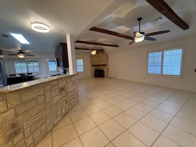 Building Photo - 2902 Silent Dr