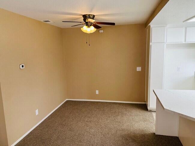 Building Photo - 3572 W Stonepine Ln