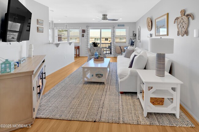 Building Photo - 5 Ocean Ave N