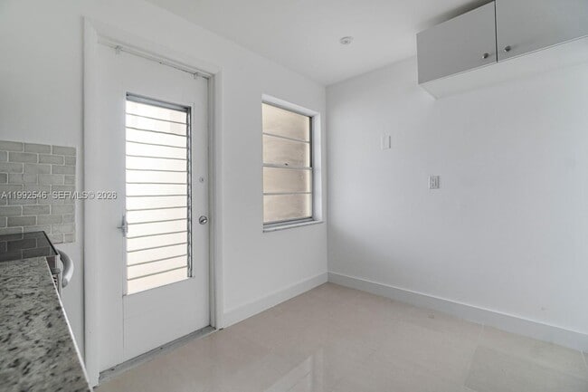 Building Photo - 1075 93rd St