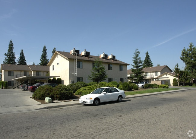 Building Photo - Carolyn and Hemlock Apartments