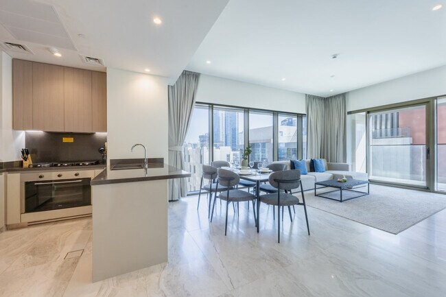 Building Photo - 576 Business Park Dr