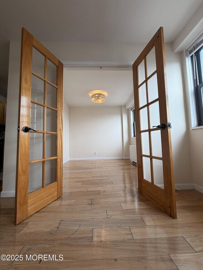 Building Photo - 1225 John F. Kennedy Blvd