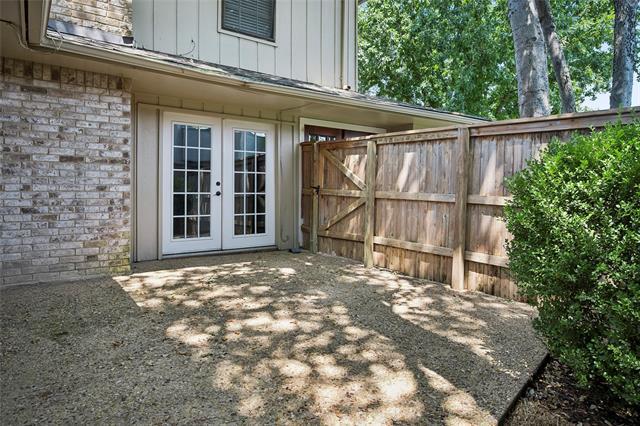Building Photo - 10504 Berry Knoll Dr