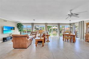 Building Photo - 388 Hibiscus Dr