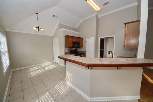 Building Photo - 6657 Millgrove Park Dr