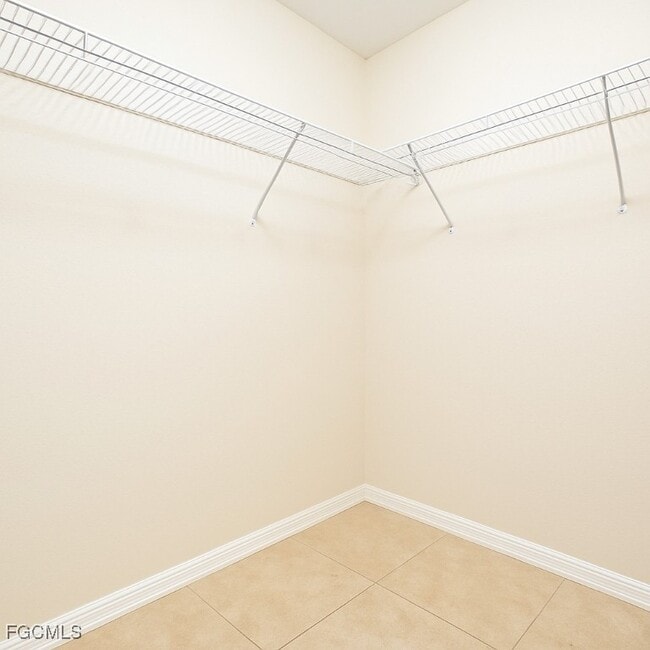 Building Photo - 351 Justice Ave