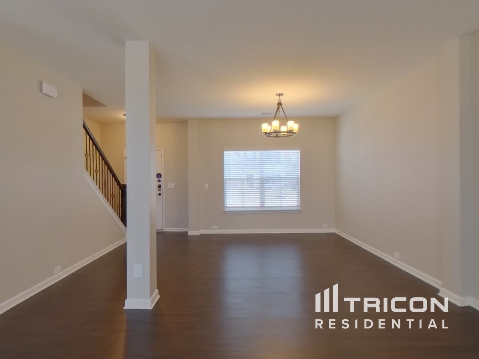 Building Photo - 715 Pollyanna Dr