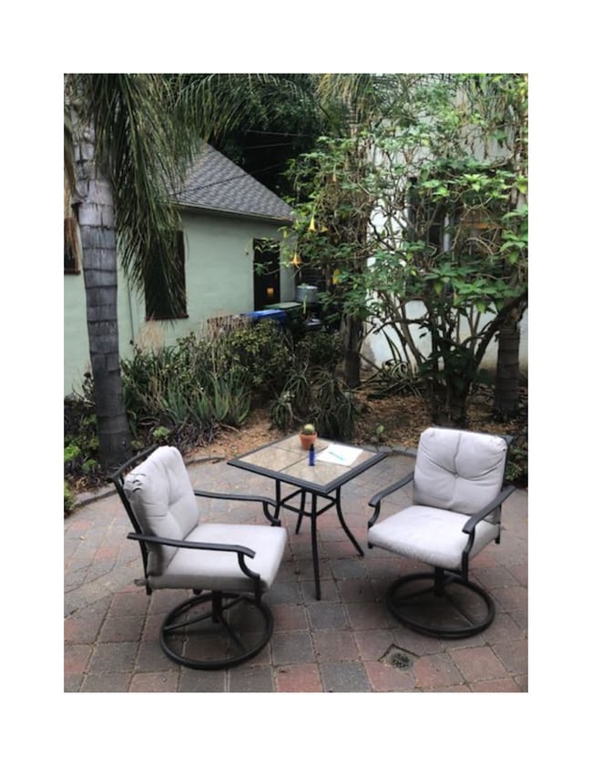 Building Photo - 1549 Rendall Pl