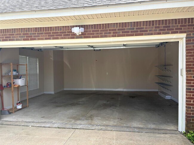 Building Photo - 9506 Greythorne Ct