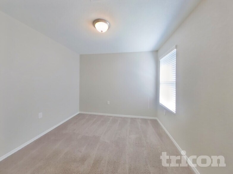 Building Photo - 1410 Putters Edge