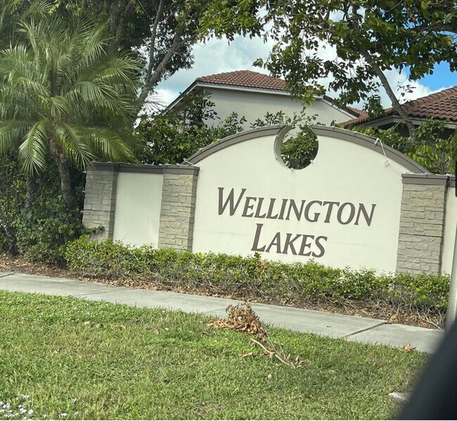 Building Photo - 1703 Pierside Cir