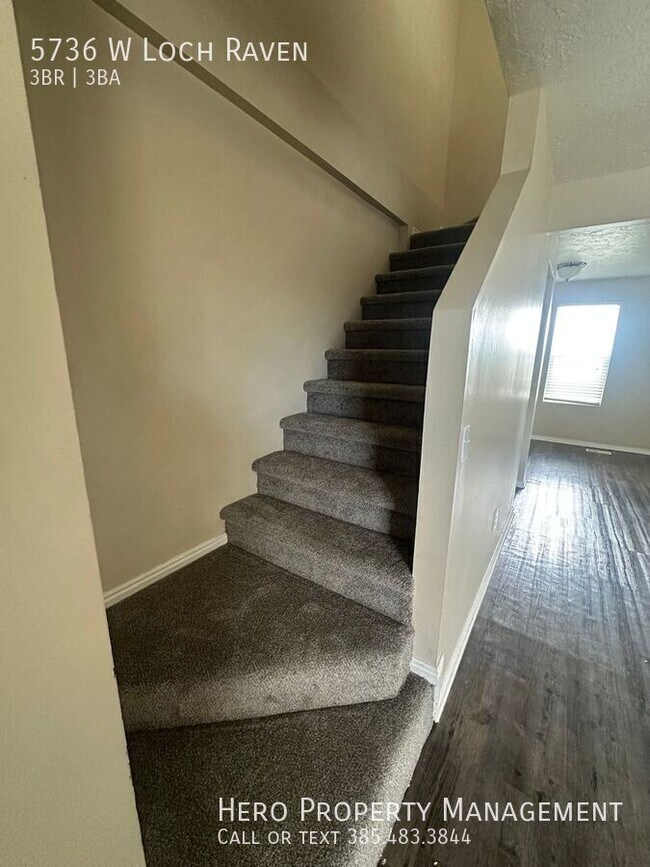 Building Photo - 5736 Loch Raven Ct