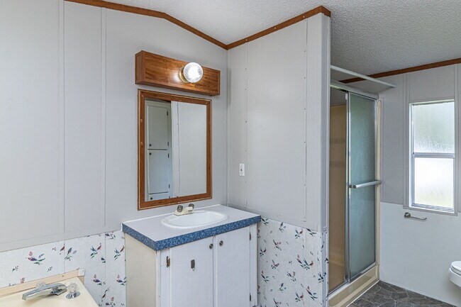 Building Photo - *Excellent Location* 2 BR | 2 BA Singlewide in Goldsboro