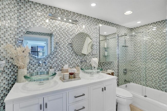 Building Photo - 1250 S Miami Ave