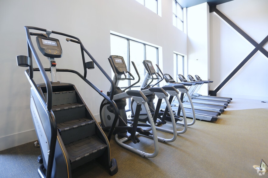 Building Photo - Revel Ballpark